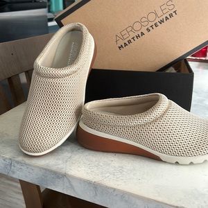 Great show part of the Martha Stewart collection